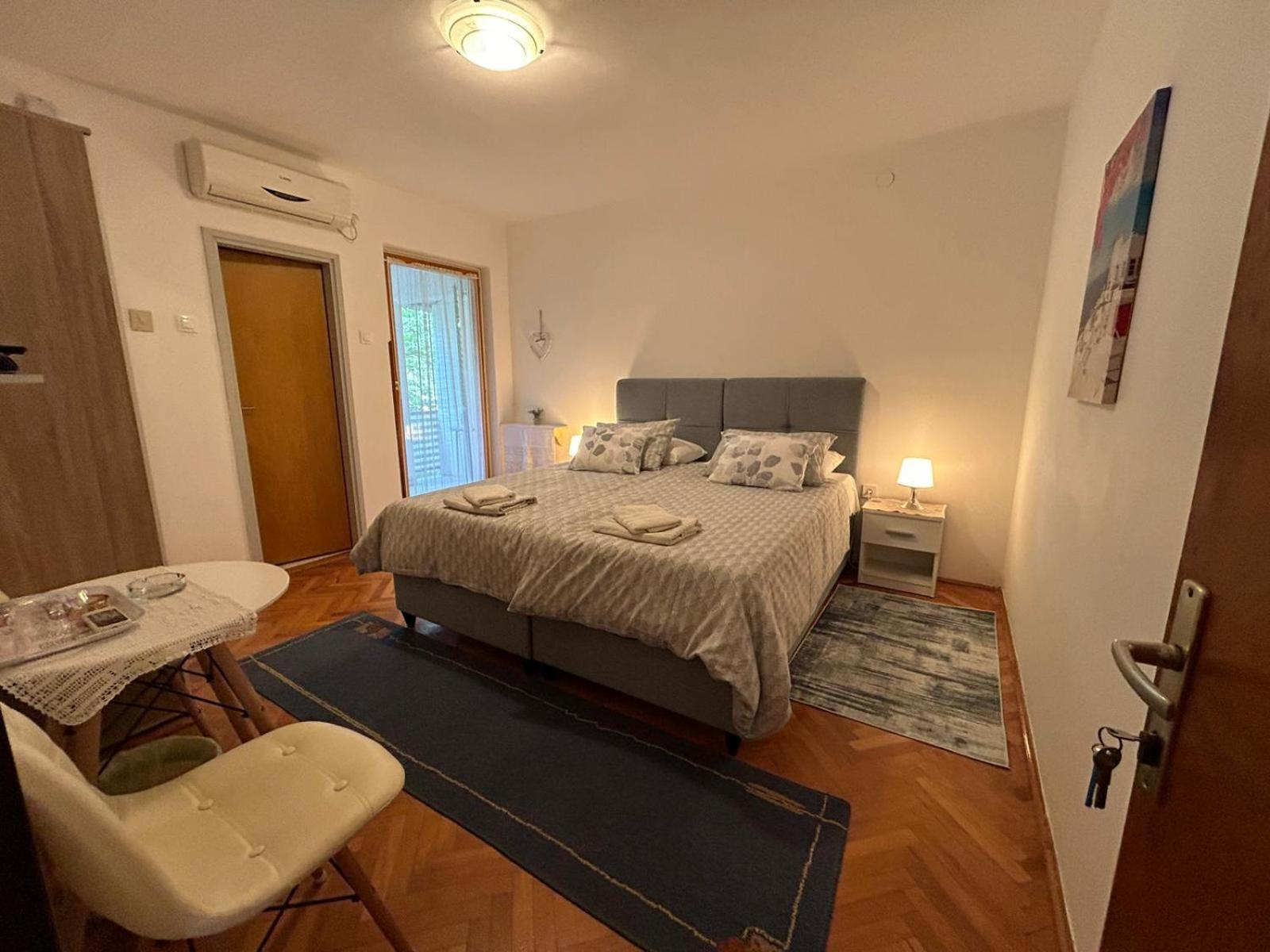 Accomodation Mirjana Rooms Poreč Eksteriør billede