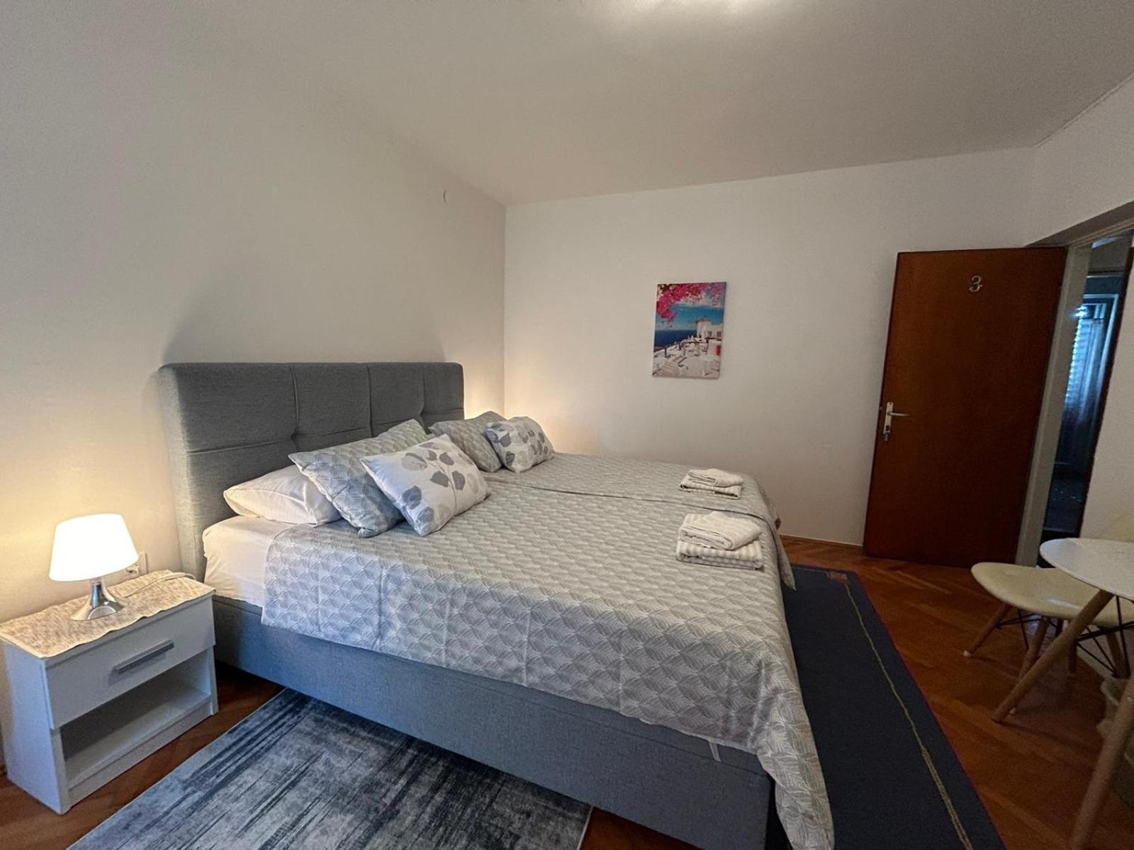 Accomodation Mirjana Rooms Poreč Eksteriør billede